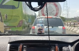 Kepadatan di Tol Raya Porong-Surabaya