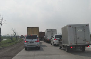 Tol Tandes Macet