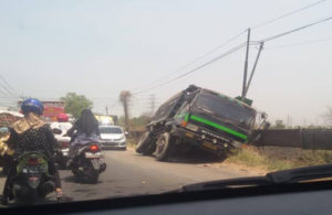 Semua Karena Lubang