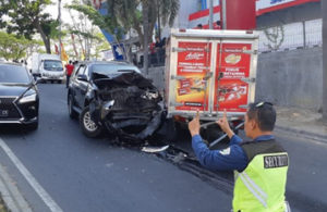 Kecelakaan Citraland, Fortuner Ringsek Parah