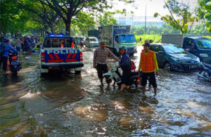 Kondisi Banjir di Jalan Raya Juanda