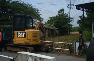 Pembersihan Sungai di Griyo Mapan Sentosa