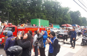 MACET di Perak Barat imbas Kebakaran