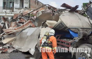 Truk Tangki Meledak di Depo Truk JL Nambangan