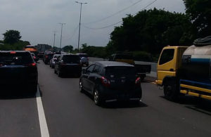 Macet di Tol Sidoarjo