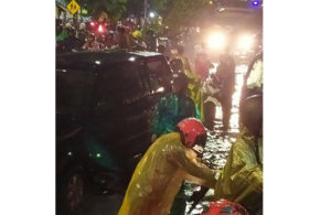 Banyak Motor Mogok Imbas Banjir di Ngagel