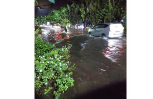 Banjir di Tenggilis Mejoyo