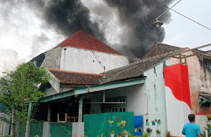 Kebakaran Rumah di Griya Kebraon Tengah