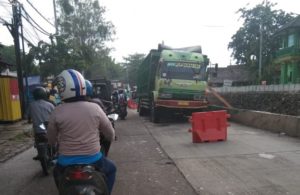 Truk Mogok, Lalu Lintas Macet Panjang