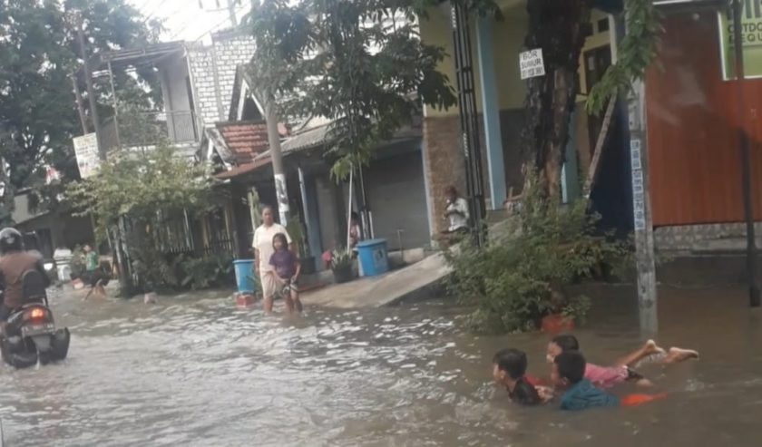 Simpang 3 Boboh Banjir, Selasa (15/12) pagi