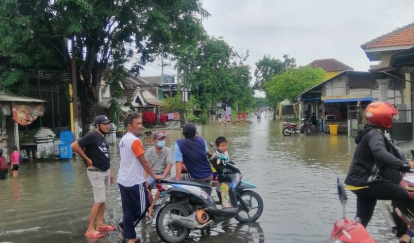 Kondisi banjir di Morowudi, Gresik (Selasa (15/12) pagi