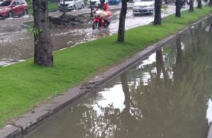 Raya Juanda Masih Banjir