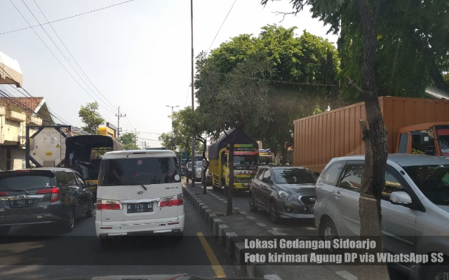 Wiyung Tol Kebomas Kletek Dan Gedangan Macet Suara Surabaya