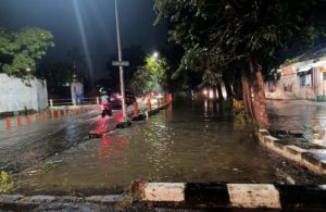 Banjir di Gayung Kebonsari