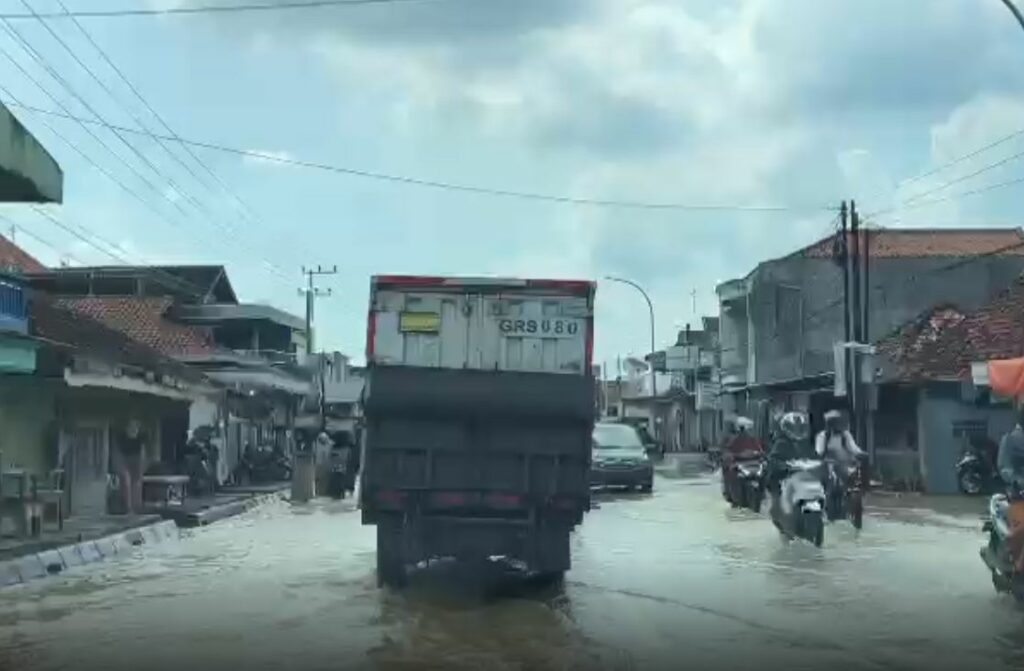 2.000 Orang Terdampak Banjir Di Bangkalan, Tinggi Air Capai 1,5 Meter