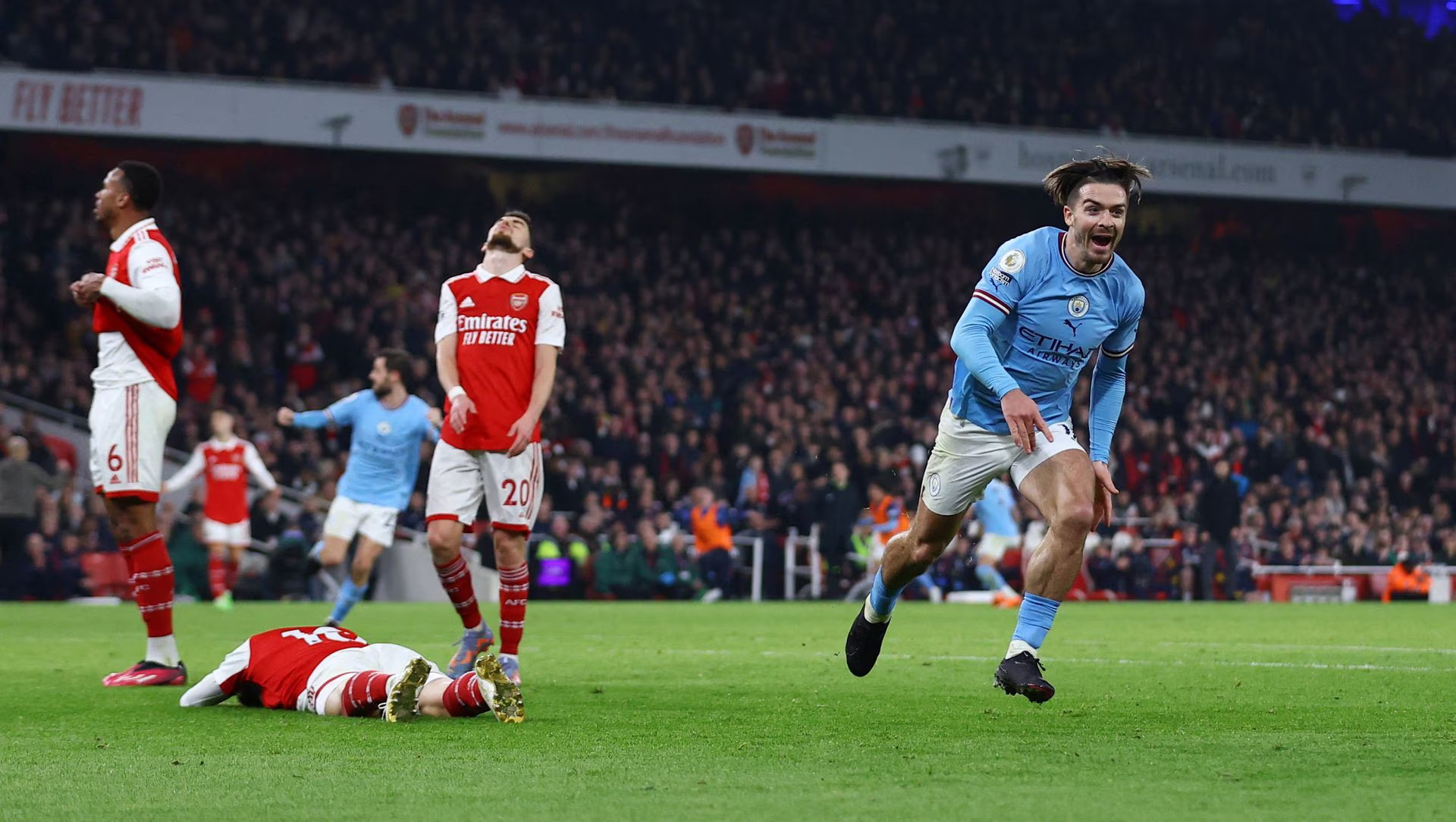 Bungkam Arsenal 3-1, Manchester City Puncaki Klasemen Sementara