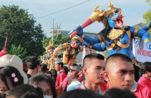 Pawai Ogoh-Ogoh di Pura Segara Kenjeran Surabaya