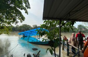 Insiden Perahu Tambang Tenggelam di Surabaya