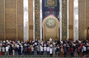 Salat Gerhana Masjid Nasional Al-Akbar Surabaya