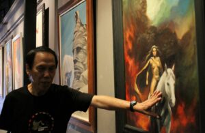 Pameran Lukisan “Fantastic Art” di Galeri DKS Alun-alun Surabaya