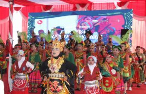 Festival Remo dan Yosakoi 2023 di Taman Surya Surabaya