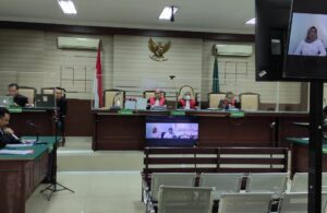 Sidang Perdana Kasus Korupsi Mantan Kadisdik Jatim