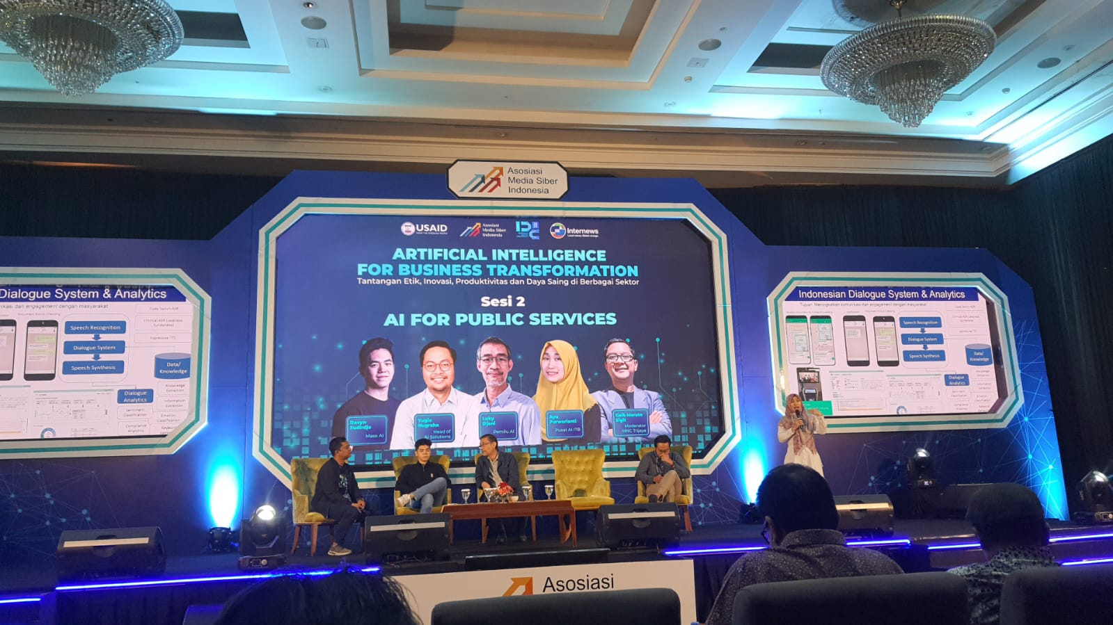 Panelis Indonesia Digital Conference (IDC) 2023 yang digelar Asosiasi Media Siber Indonesia (AMSI) di Hotel El Royale, Bandung, Jawa Barat pada Selasa (22/8/2023). Foto: AMSI