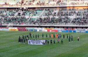 Persebaya Kalahkan Arema 3-1 dalam Derbi Jatim