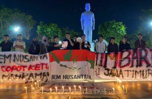 BEM Nusantara Aksi Simbolik Minta Ketua MK Mundur