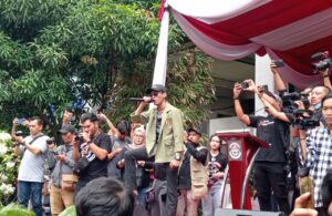 Seruan Penegakan Demokrasi dalam Mimbar Bebas di Untag