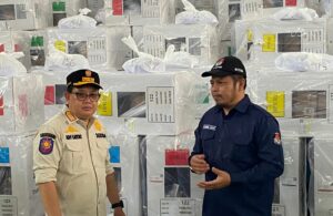 Logistik Pemilu Jatim Dipastikan Sampai di TPS Malam Ini