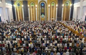 Infaq Jemaah Salat Idulfitri Di Masjid Al Akbar Surabaya Meningkat Signifikan Lebih Dari Rp