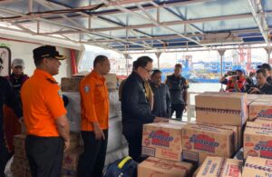 Pemprov Jatim Kirim Bantuan Logistik ke Bawean