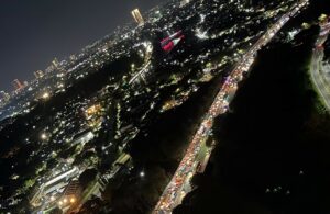 City Light dan Lalu Lintas Tol Gunungsari Surabaya