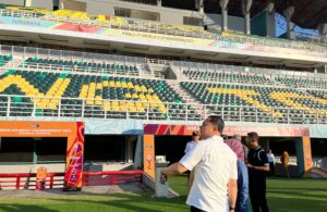 Eri Sidak Stadion GBT Jelang Piala AFF U-19