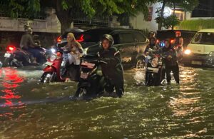 Hujan Empat Jam, Surabaya Tergenang