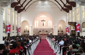 Gereja HKY Katedral Surabaya, Gelar Misa Natal 4 Kali Hari Ini