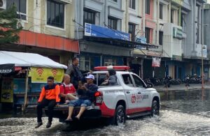 Banjir Hingga 50cm di Kecamatan Waru, Sidoarjo